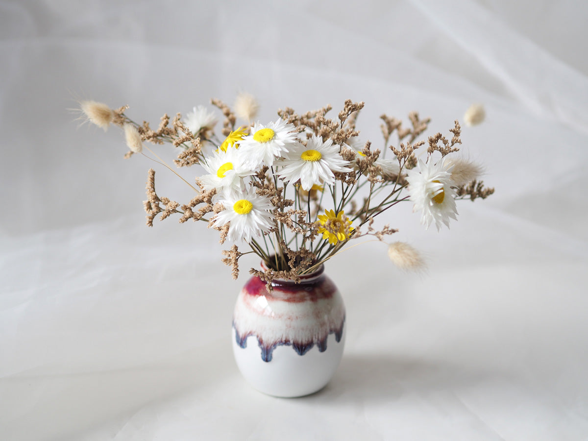 GWEN - dried flowers in a petite ceramic vase1