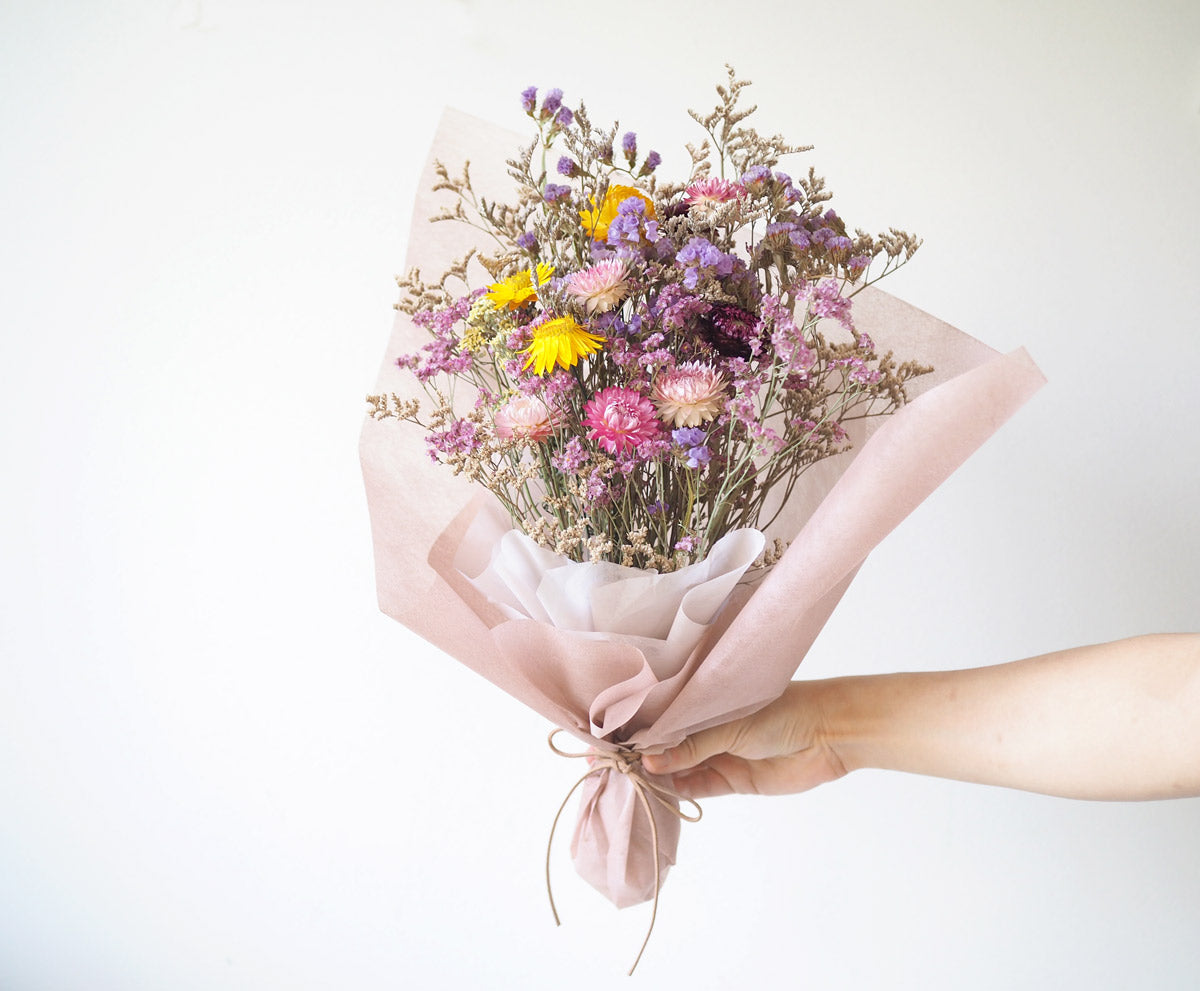 JESS - dried flower bouquet in pink, yellow and lilac