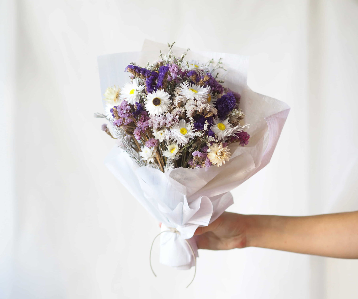 LILAC - dried flower bouquet in purple and white